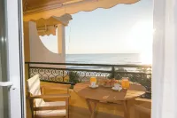 Glyfada Glow Suites by Corfuescapes - 4-Star