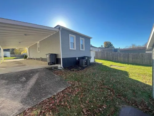 3Br Modern Family House • Evv Airport & Venue 812 • Sleeps 6