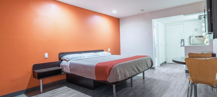 Motel 6 Barstow, CA - Route 66 Hotels in Barstow