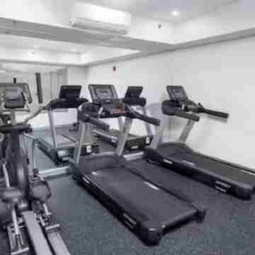 Lake Okanagan Beach Condo w/ Private Buoy, AC, Heated Outdoor Pool, Patio, Sups Fitness & Recreational Facilities