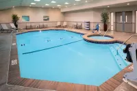 Delta Hotels Seattle Everett - Pools