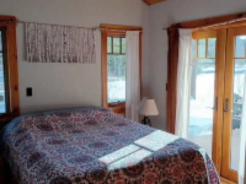 Cabin & Sauna on Lake Monomonac Near Mt. Monadnock Hotels in Rindge