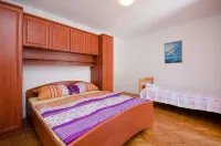 Apartments Elvira