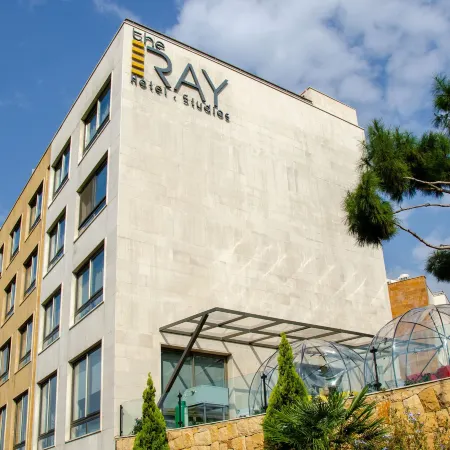 The Ray Hotel and Studios