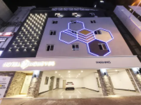 光州市金湖飯店Honey25 楓岩水池附近的飯店