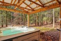 Moore Hollow Cabin in the Heart of Hocking Hills-Cozy, Peaceful, Wooded Retreat!