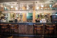 The Waterside Hotel - bar