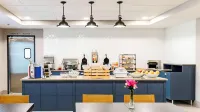 Country Inn & Suites by Radisson, Appleton Airport - Fox River Mall Area - Morgenmad