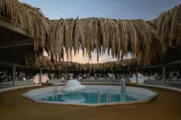 Sindbad Club - Hot Springs