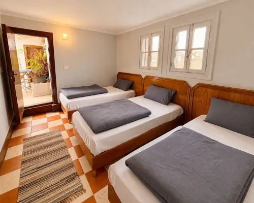 Dahab Hostel โรงแรมใกล้อะกูซา