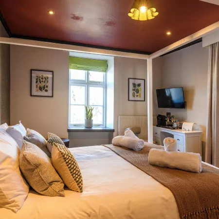 The Crown Hotel
