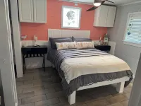 The Pelican Post 1 bedroom beach cottage