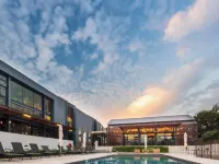 Amazing 1BR With River View in Waterfall-midrand Hotels in Midrand