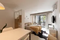 Cbmona Suites - chambre d’hôtes
