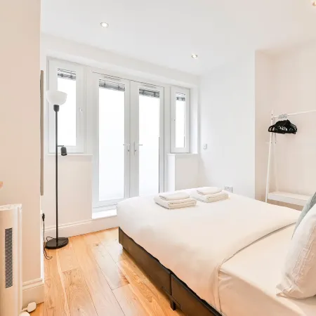 GuestReady - Contemporary home in Chiswick