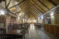 Bains Lodge - breakfast