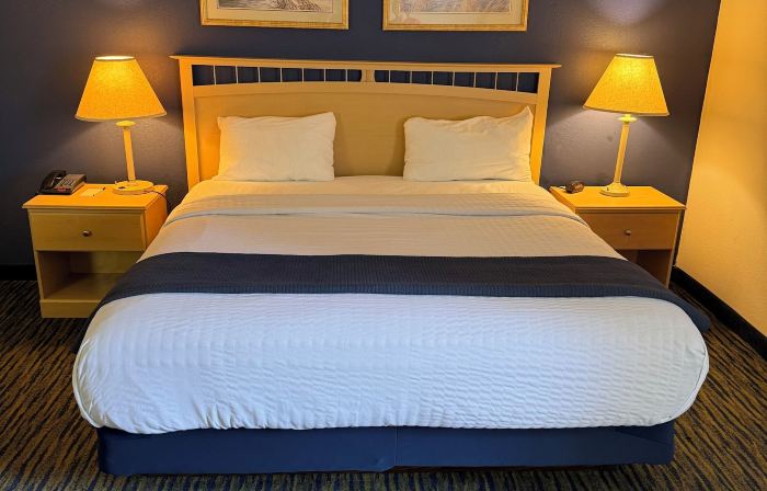 Ameristay Inn & Suites