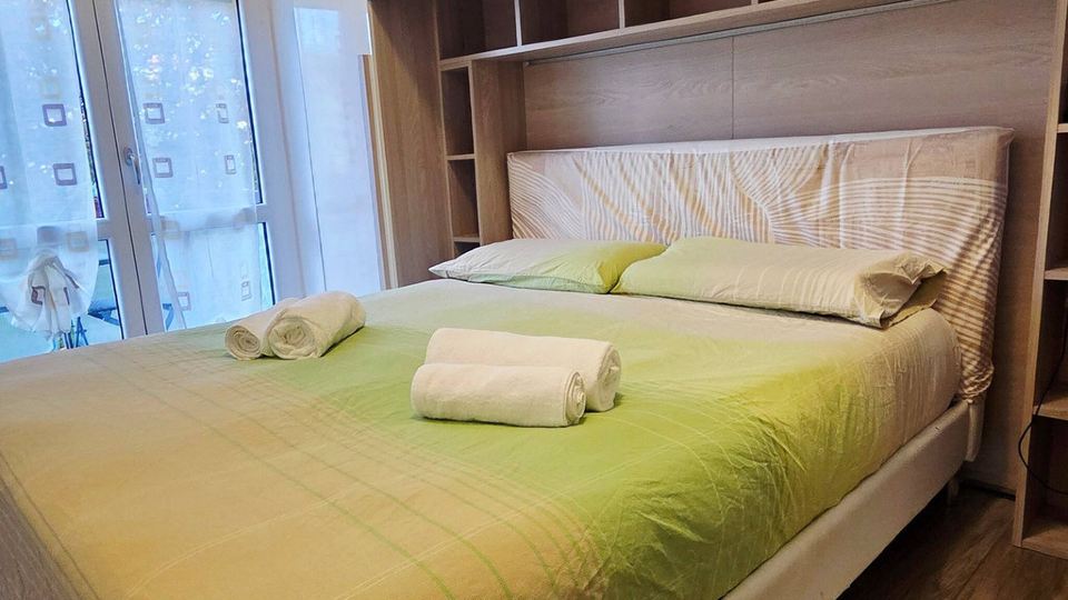 Charming Central Apartment Near Lake Maggiore in Arona