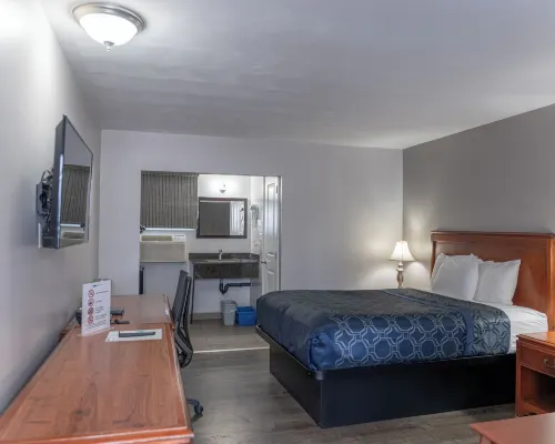 Aquarius Motel Hotels in Lanark County