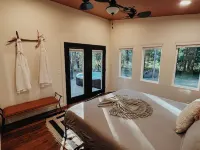 Crane's Cabin at Fall Creek Falls State Park- Outdoor Bathtub, Fireplace