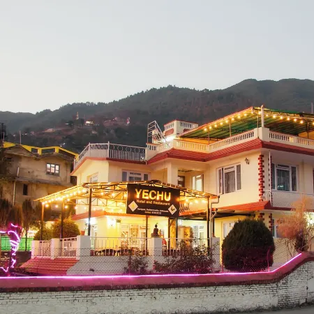 555 Home Stay and Restaurant