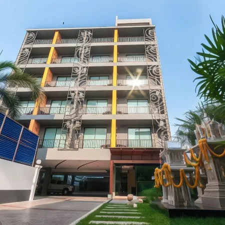 Baan Nilrath Hotel