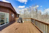 40-acre Brook Park Retreat Near Lakes & Fishing! - Homestays