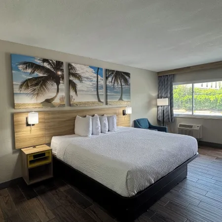Travelodge by Wyndham Gainesville