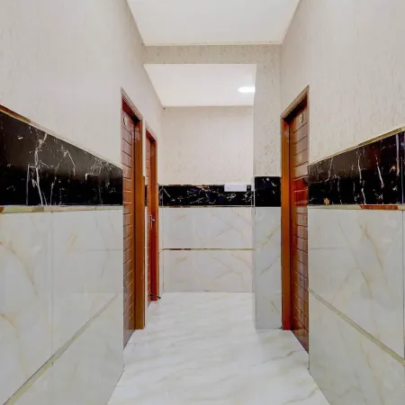Embassy Gate Residency - Opp US Embassy