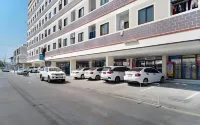 Baan Romdee - parking