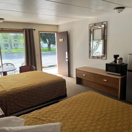 Amber's Inn and Suites