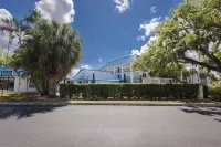 Days Inn by Wyndham Port Charlotte/Punta Gorda - Pet friendly