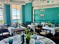 The Cumberland Hotel - breakfast