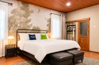Urbanview Hotel Kalaras & Mini Zoo Cijeruk Bogor - Family