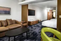 Fairfield Inn & Suites Ontario Rancho Cucamonga - parking