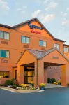 Fairfield Inn & Suites Lexington Keeneland Airport - Airport Shuttle