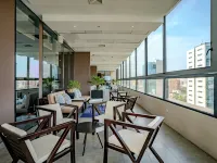 Hampton by Hilton Santiago Las Condes Hotels near Las Condes