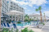 โรงแรม The Perry Naples - ที่มีสระว่ายน้ำ