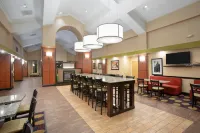 Hampton Inn & Suites Kansas City-Merriam - 2-Star