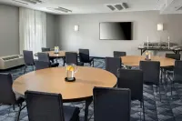 安納波利斯萬怡飯店 - 早餐