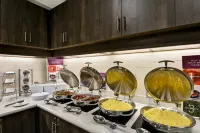 Residence Inn Milwaukee North/Glendale - breakfast