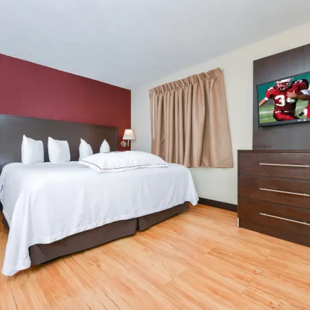 Red Roof Plus+ & Suites Guilford