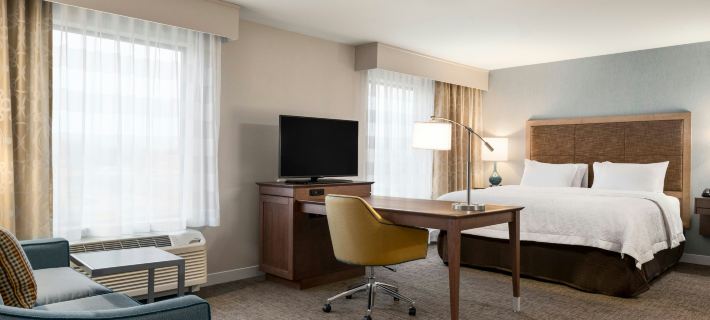 Hampton Inn Lincoln Airport Hotels in Lincoln