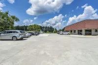 Red Roof Inn MacClenny - Motels