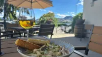 Holiday Inn & Suites OSOYOOS by IHG - breakfast
