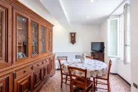 Da Lino Beachfront Apartment for 4 - 3-Star