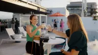 Holiday Inn & Suites Sunshine Coast by IHG - bar