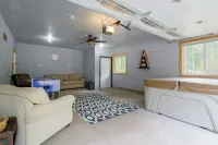 Secluded Hayward Cabin With Hot Tub/on Trailhead - Homestays