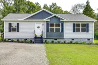 Screened Porch: Family-Friendly St Stephen Retreat - 3-Star
