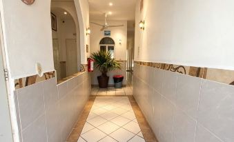 Alexandross Hostel Bnb